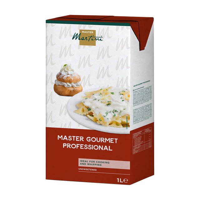 1升装Master Martini Master Gourmet Professional无糖奶油,搭配泡芙和奶油意面。